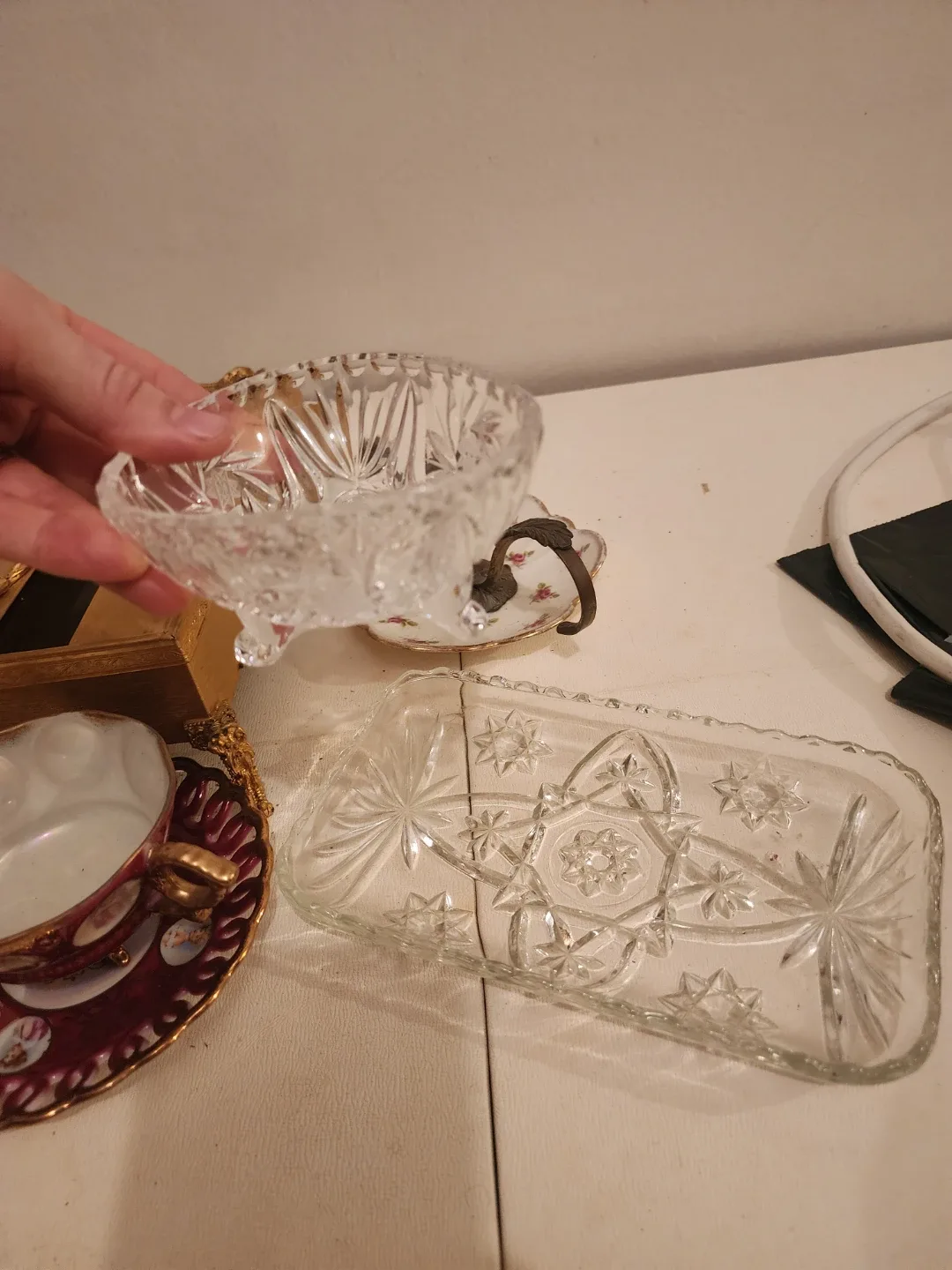 Vintage Gold Tissue Box Cover and other home pieces image indicator(7)