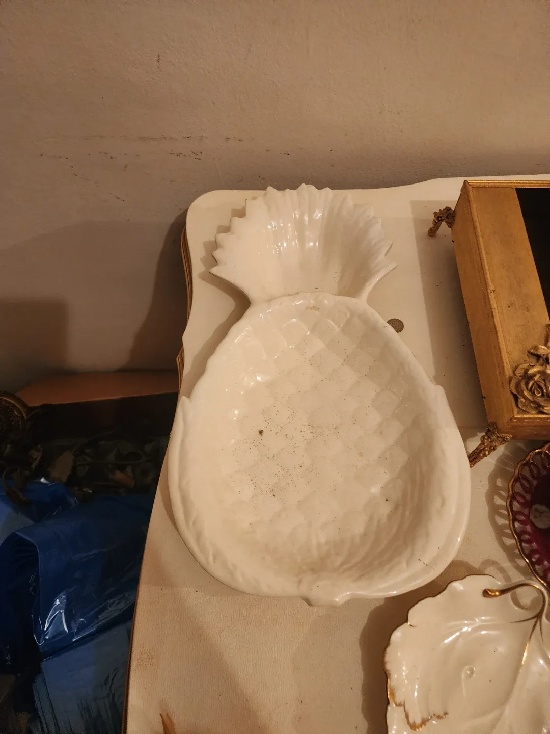 Vintage Gold Tissue Box Cover and other home pieces image indicator(10)