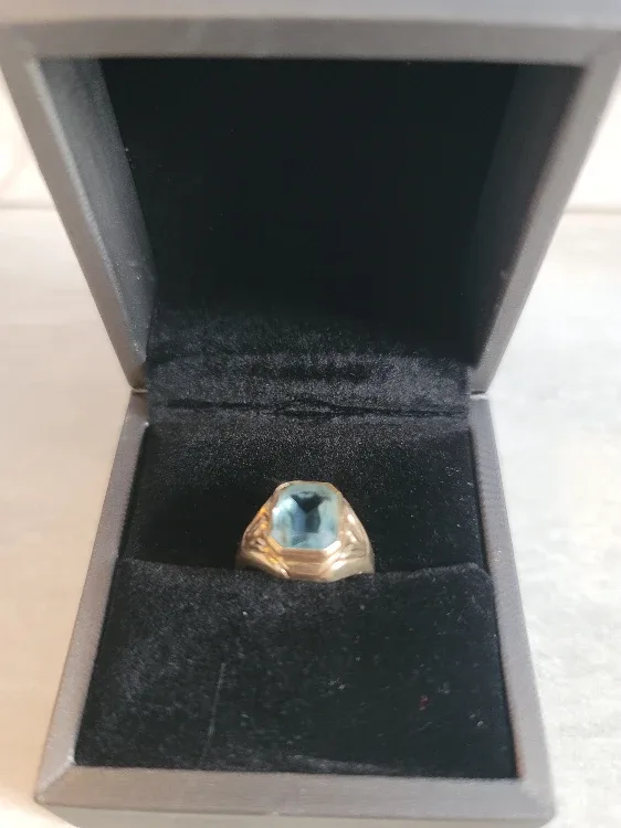 ✨ Vintage Art Deco 10K Gold Blue Stone Ring ✨ image indicator(6)