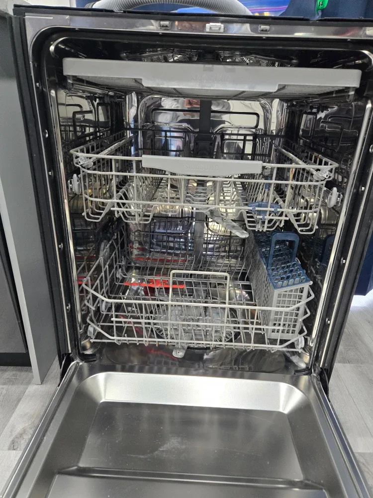 Samsung Dishwasher - Stainless Steel image indicator(3)