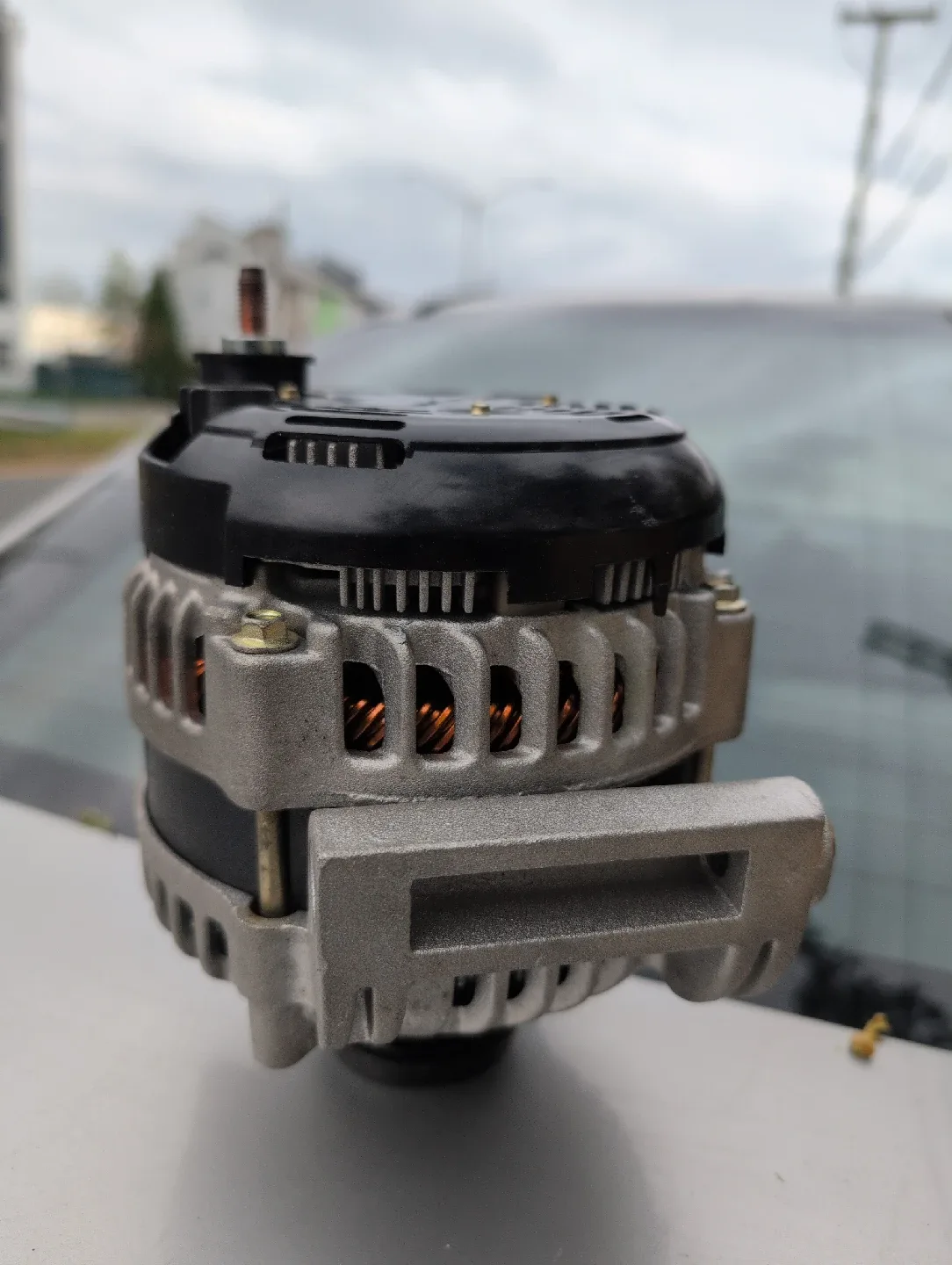 TYC 2-11574 Alternator - Brand New! image indicator(4)