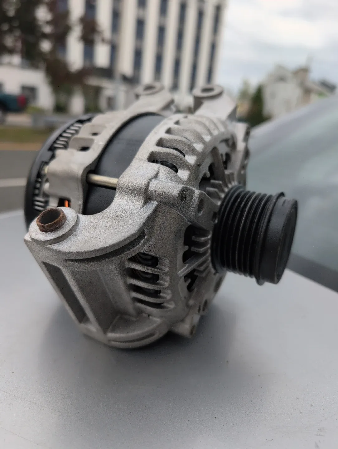 TYC 2-11574 Alternator - Brand New! image indicator(5)