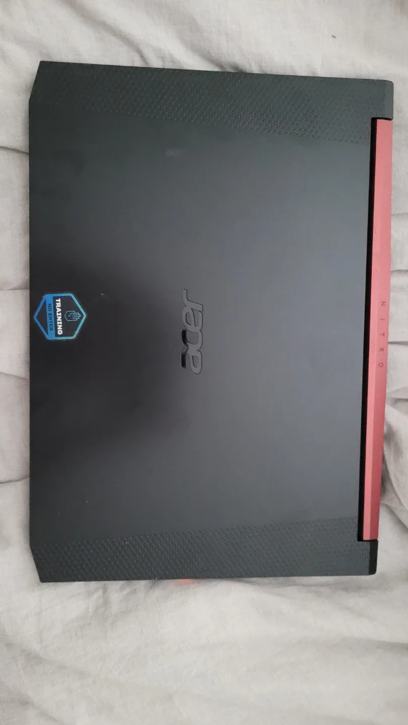 Acer Nitro 5 Laptop Gaming image indicator(5)