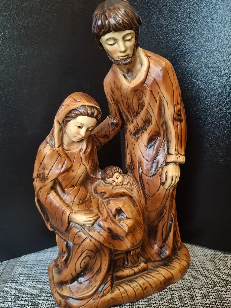 Nativity Ceramic Scene Figurine image indicator(4)