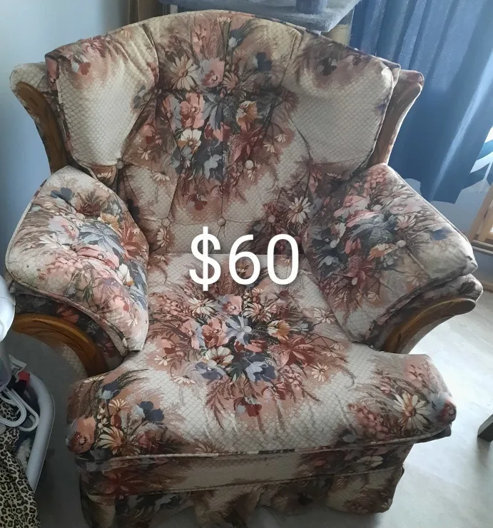 Floral Loveseat & Armchairs image indicator(2)