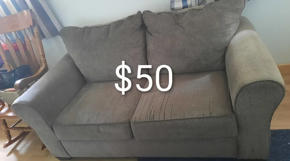 Floral Loveseat & Armchairs image indicator(3)