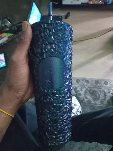 Starbucks cups thumbnail