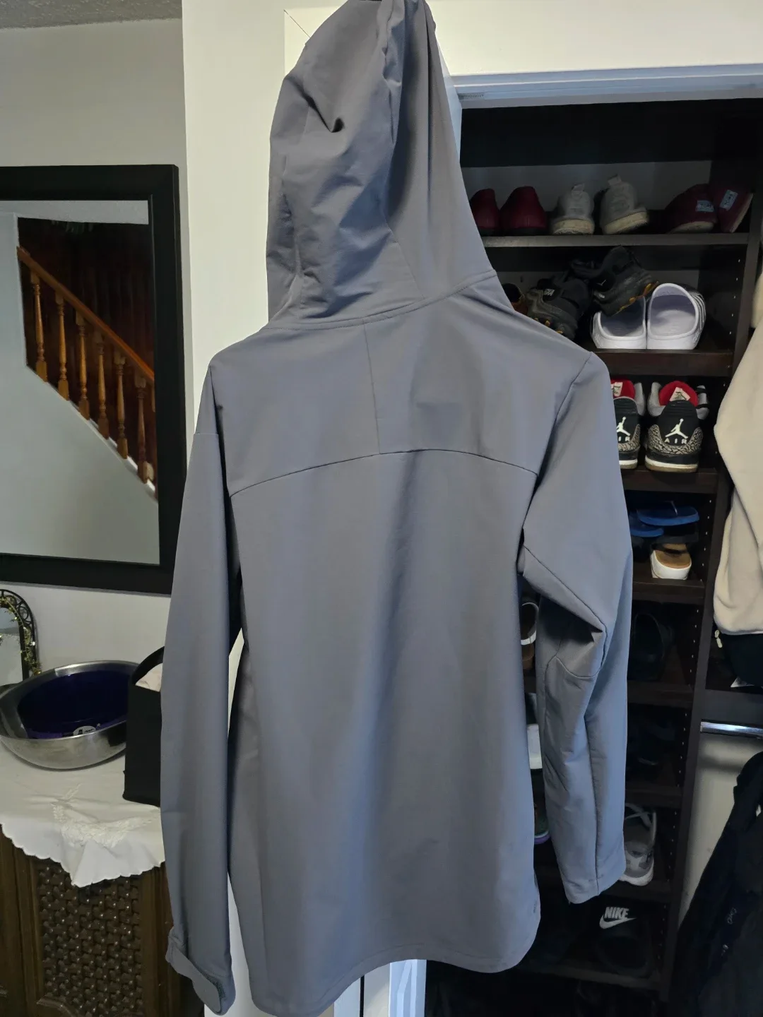 Kirkland Signature Grey Jacket, Size L image indicator(2)