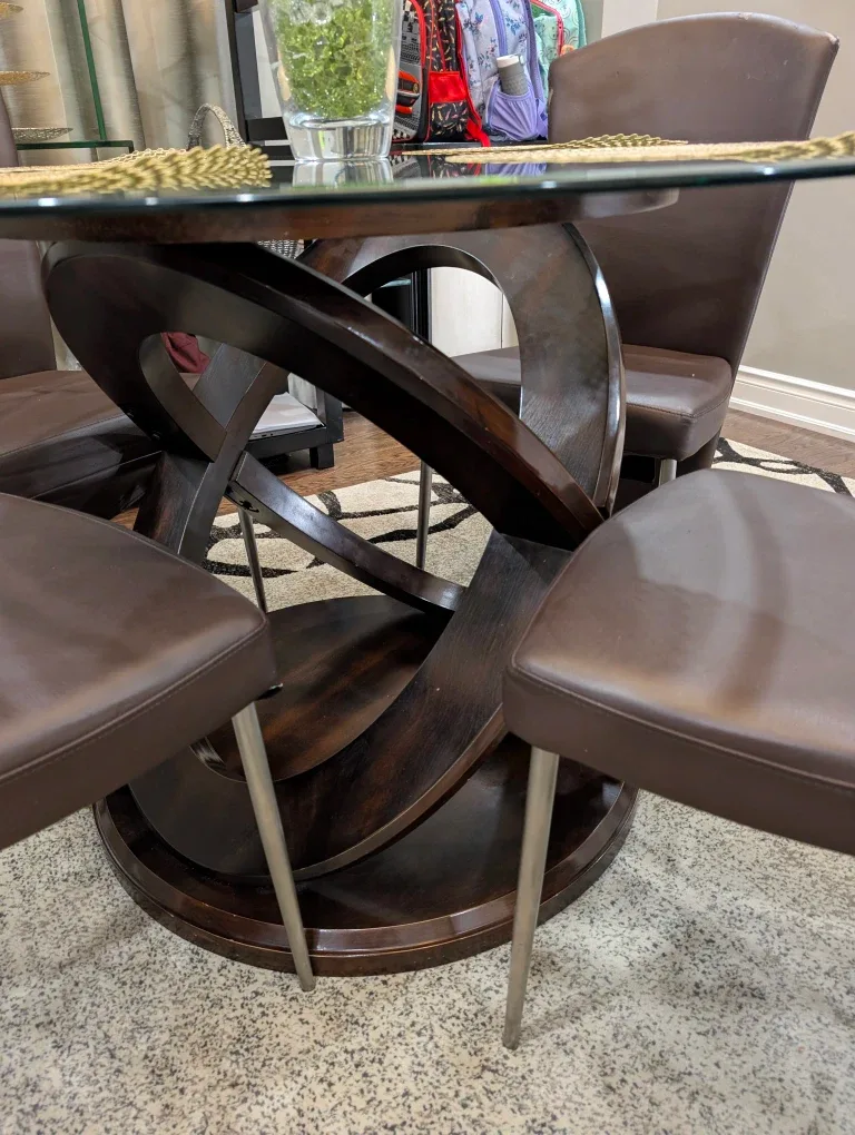 Round Glass Dining Table with 4 Chairs image indicator(5)