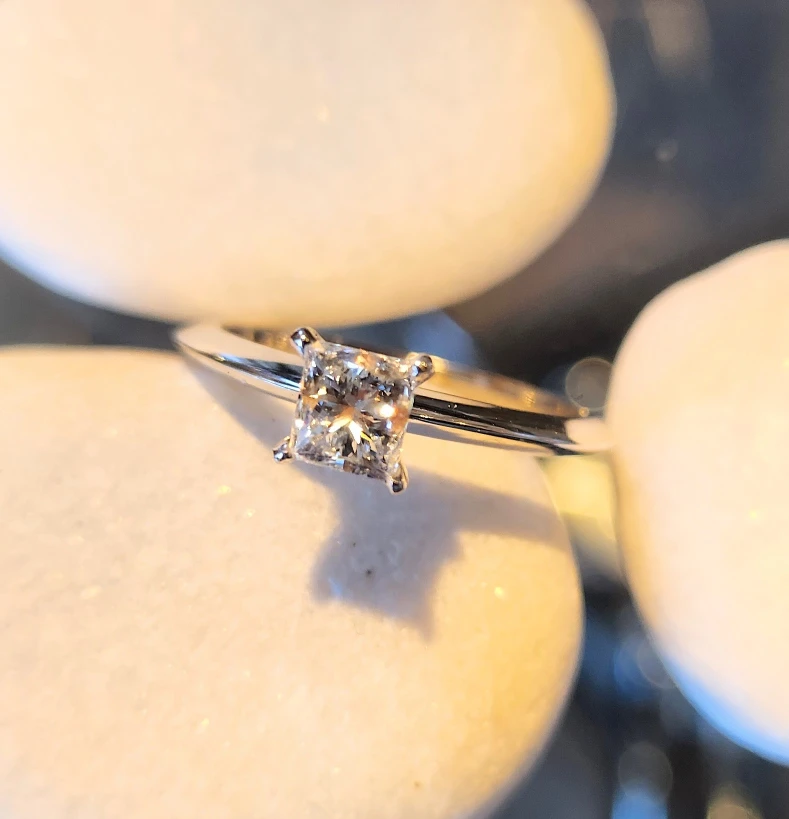 14K White Gold Diamond Solitaire Ring - photo 3
