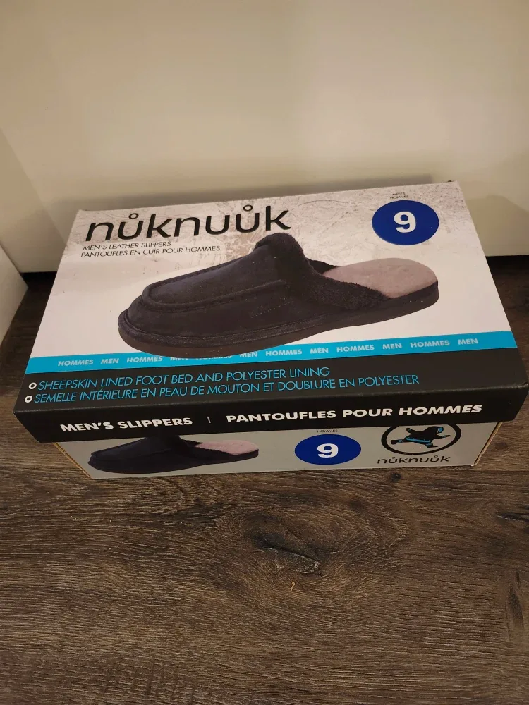 BNIB Nuknuuk Men's Leather Slippers - Size 9