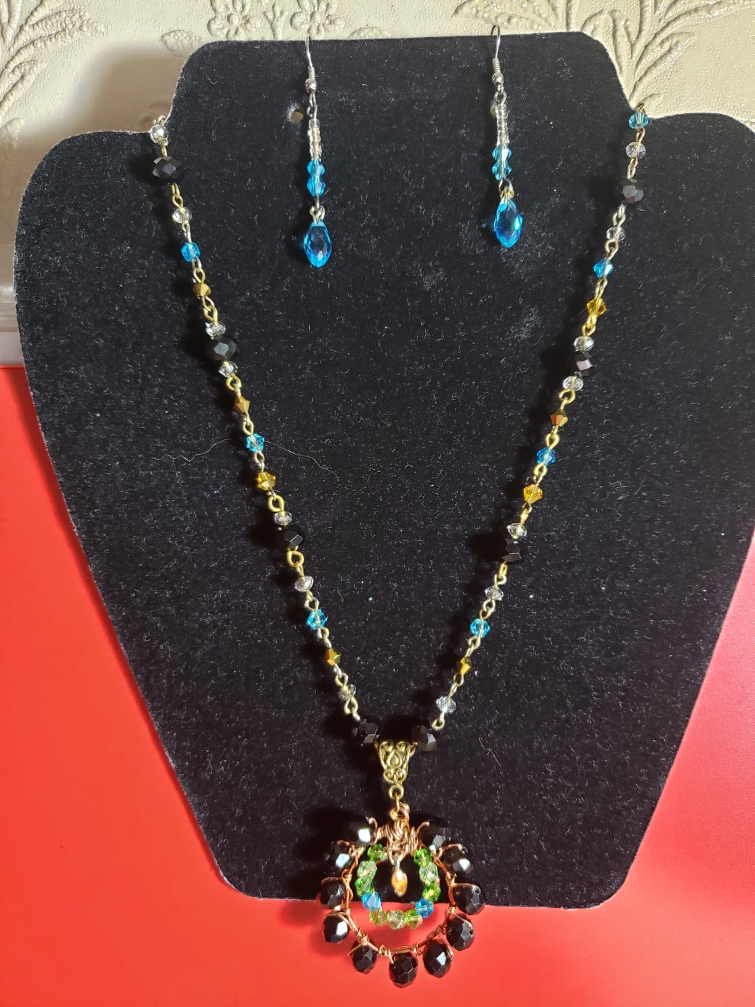 new Handmade Beaded Necklace and Earring Set
