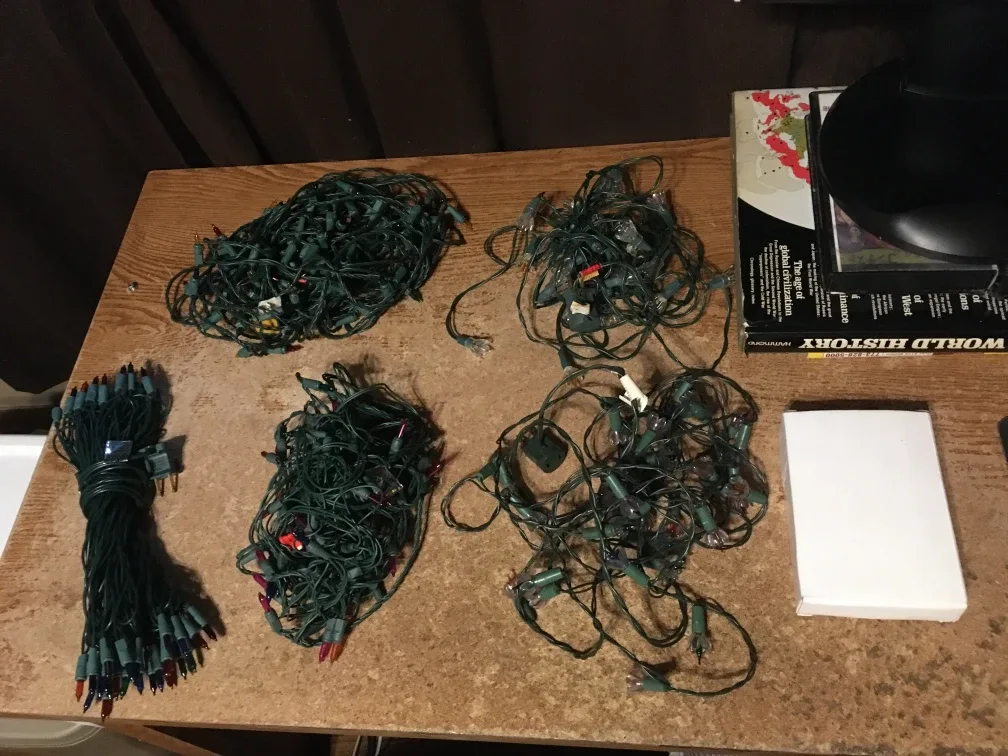 LOT OF 5 CHRISTMAS LIGHTS SETS STRING LIGHTS MULTI-COLOR & WHITE