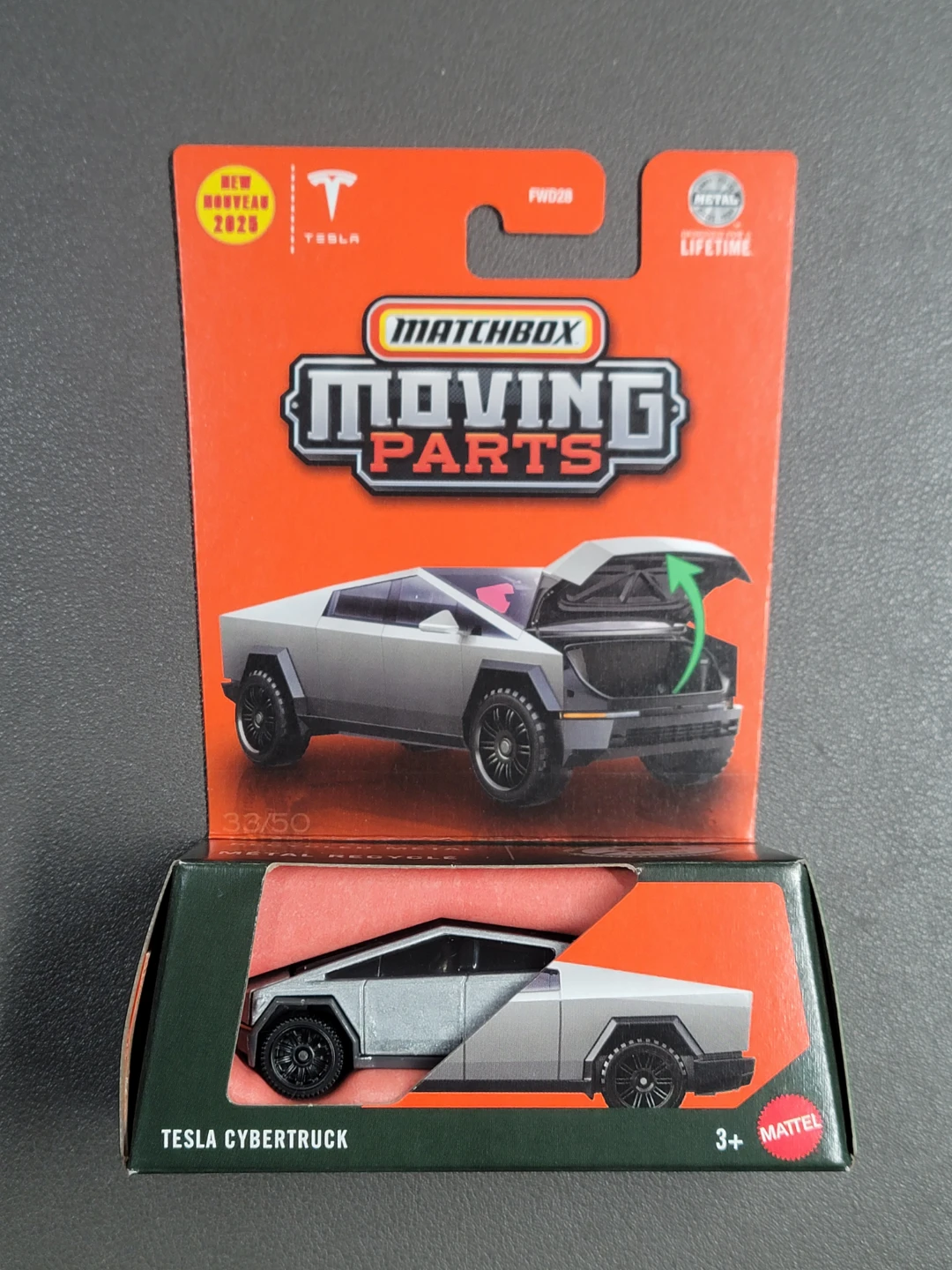 Matchbox Tesla Cybertruck Moving Parts - New 2025