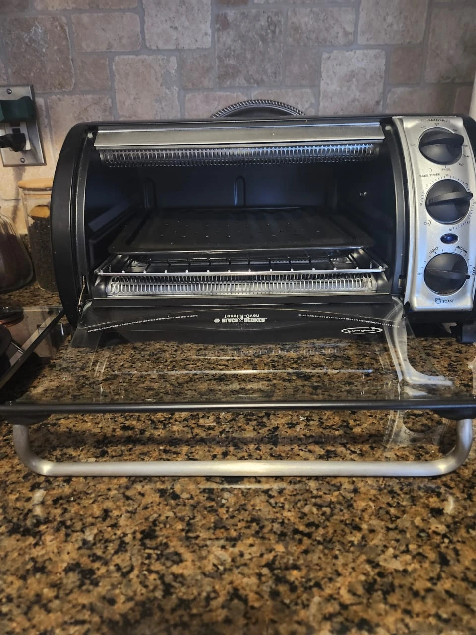 Black & Decker Toast-R-Oven Toaster Oven