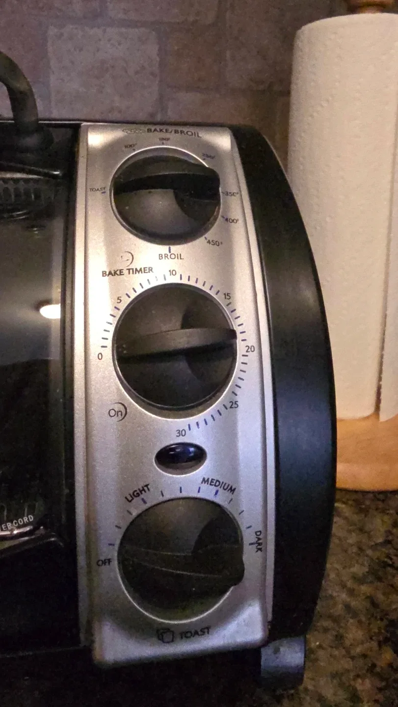 Black & Decker Toast-R-Oven Toaster Oven image indicator(4)