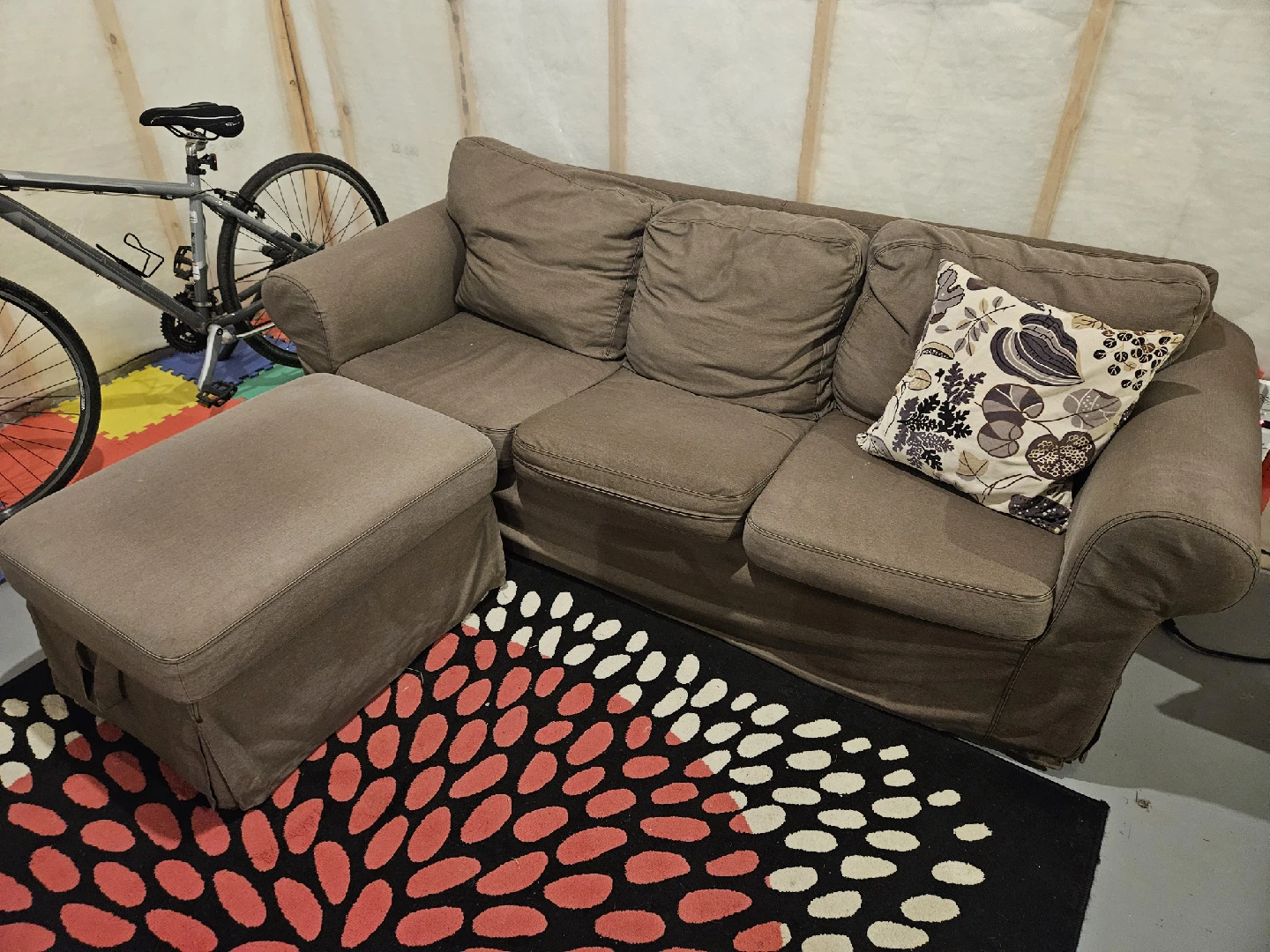 IKEA Ektorp Sofa & Ottoman - Great condition - photo 2