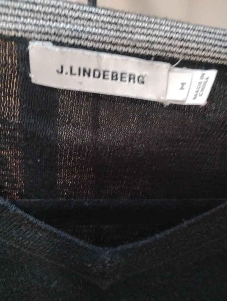 J.Lindeberg Black V-Neck Sweater - Size M image indicator(2)