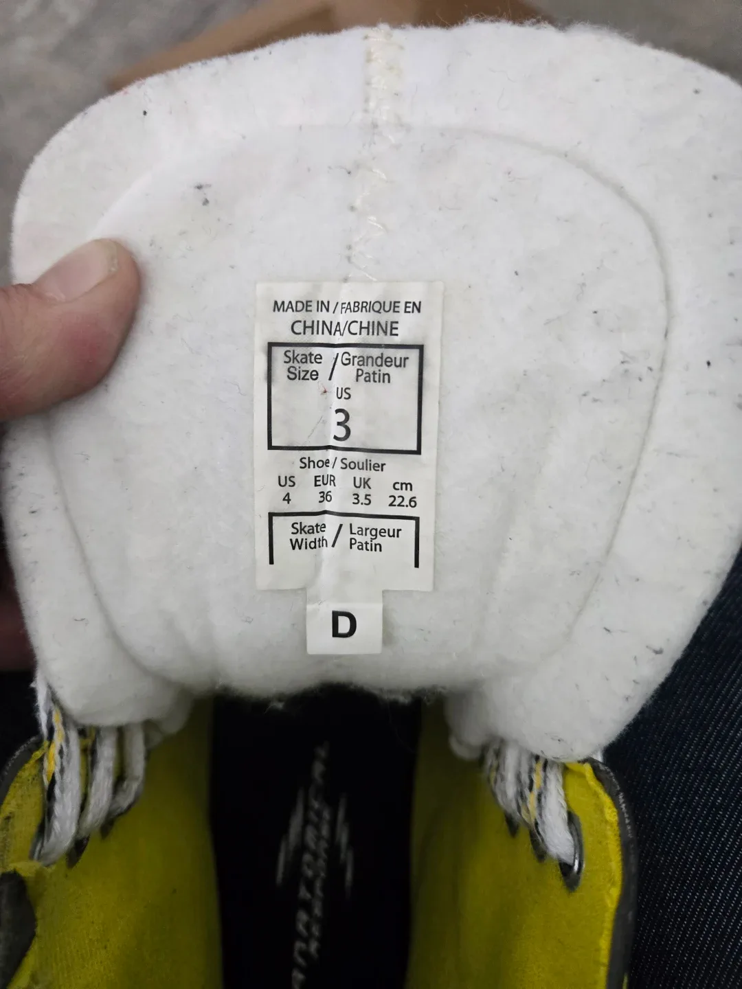 CCM Tacks 4092 Junior Ice Skates - Size 3 image indicator(3)