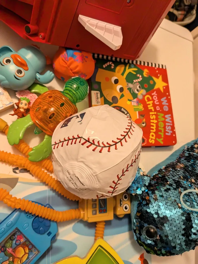 Mixed Lot of Toys and Books used image indicator(7)