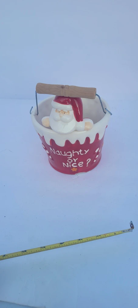 Santa Bucket - Naughty or Nice? - photo 2