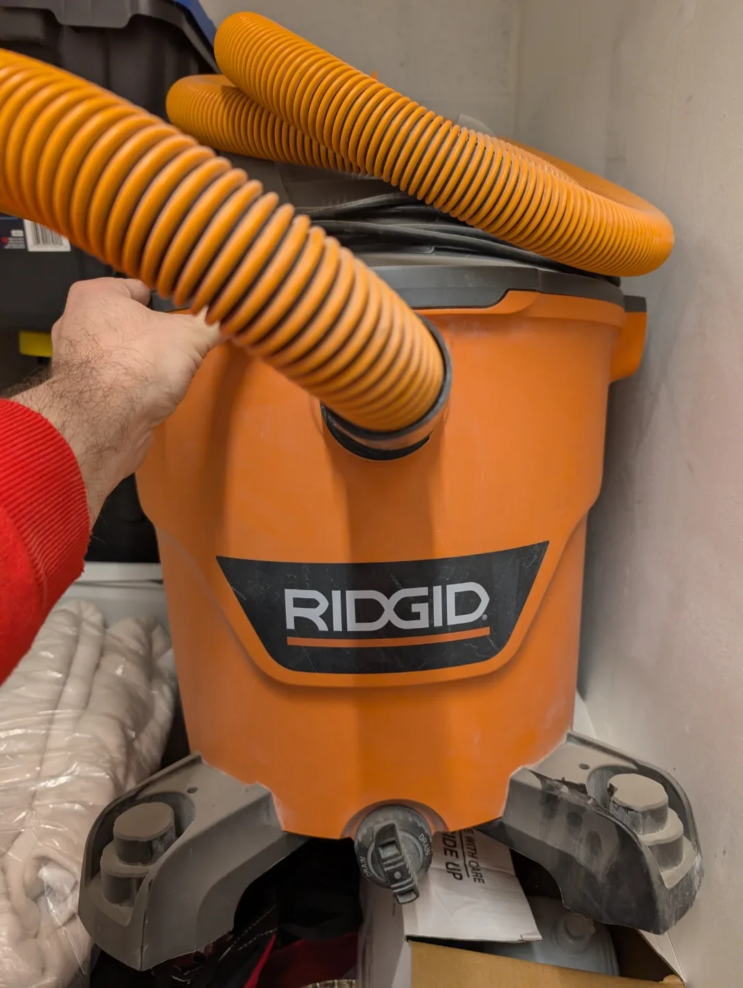 Ridgid HD12000 Wet/Dry Vac image indicator(2)