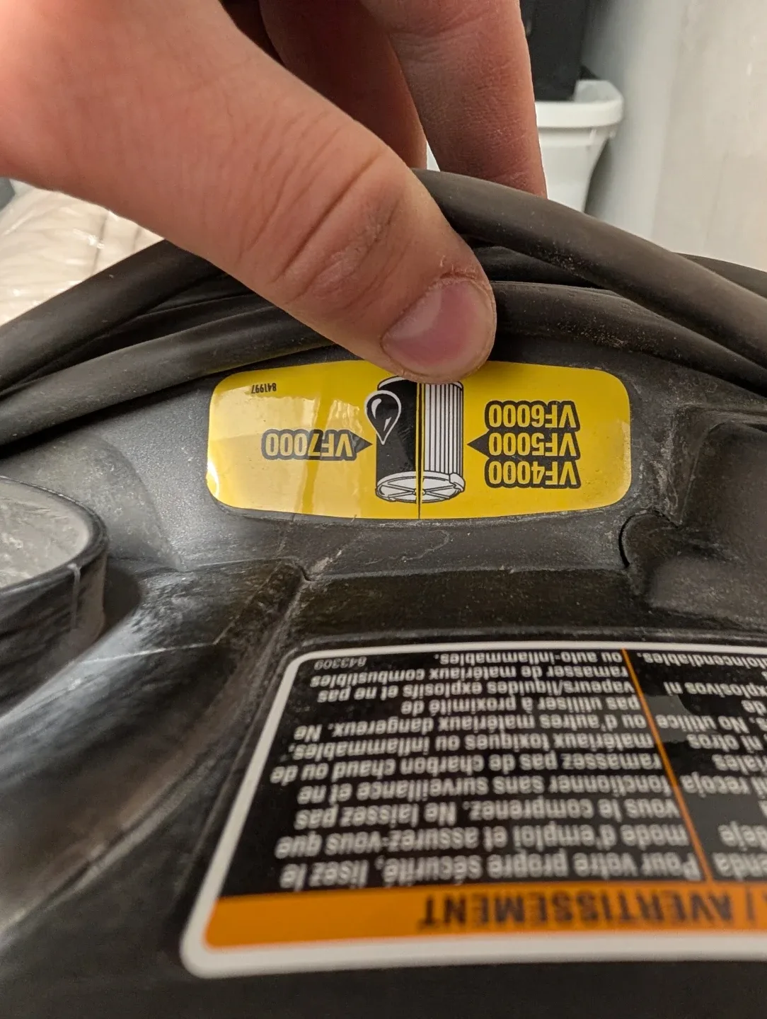 Ridgid HD12000 Wet/Dry Vac image indicator(4)