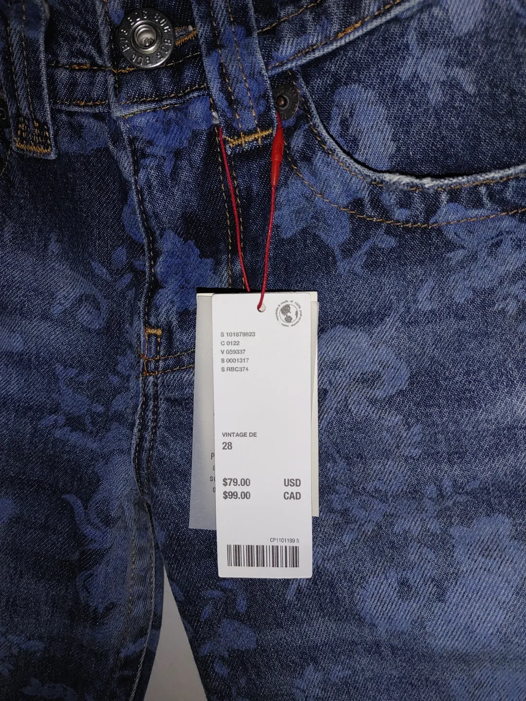 BDG Urban Outfitters Floral Jeans - Size 28 image indicator(3)