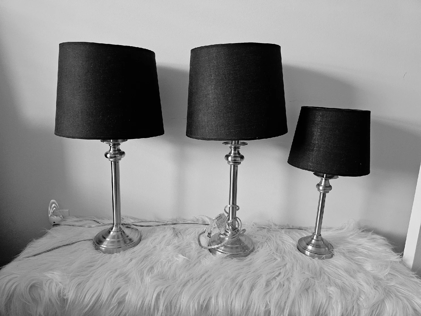 Table Lamp with Black Shade - photo 2