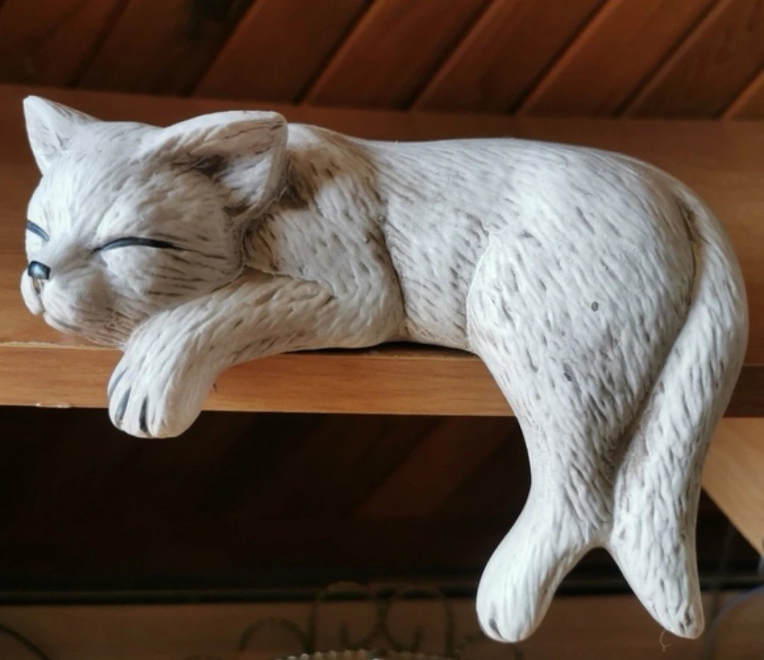 Cat Shelf Sitter Decor - photo 5