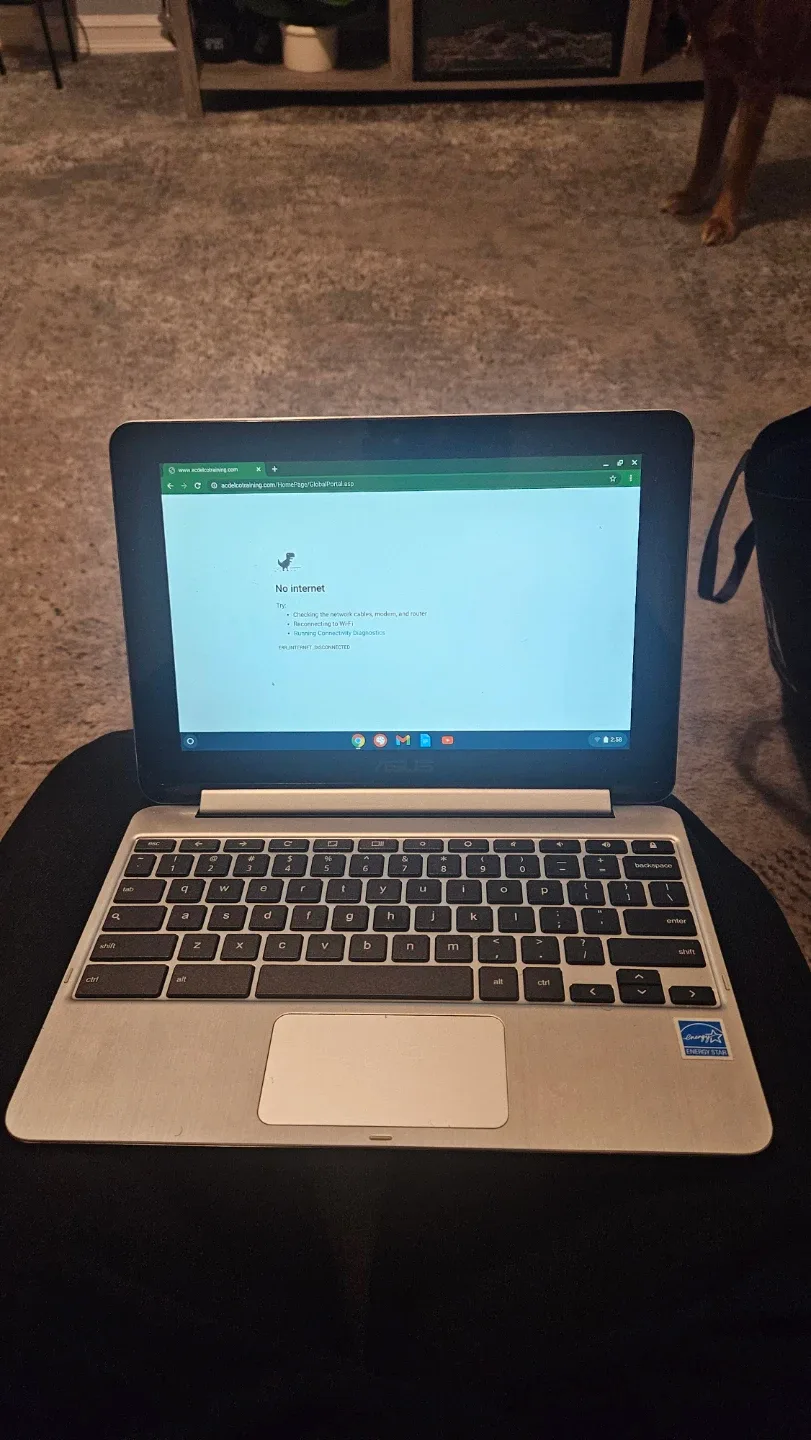 ASUS Chromebook - Silver image indicator(3)