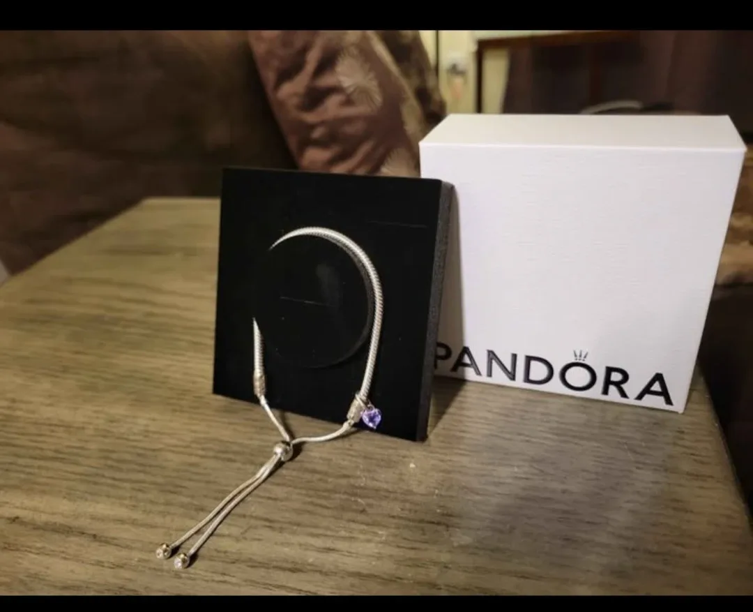 Pandora Silver Bracelet with Purple Heart Charm image indicator(2)