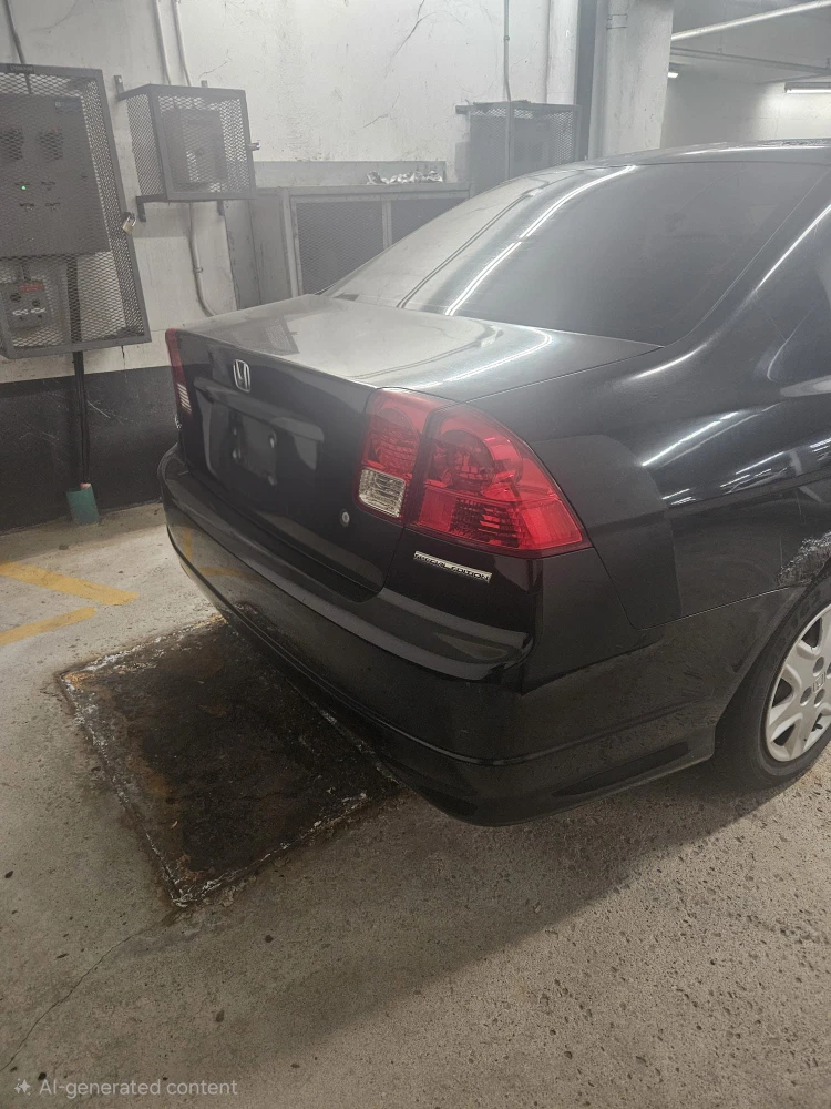 Honda Civic Sedan with clean carfax and low km! - photo 2
