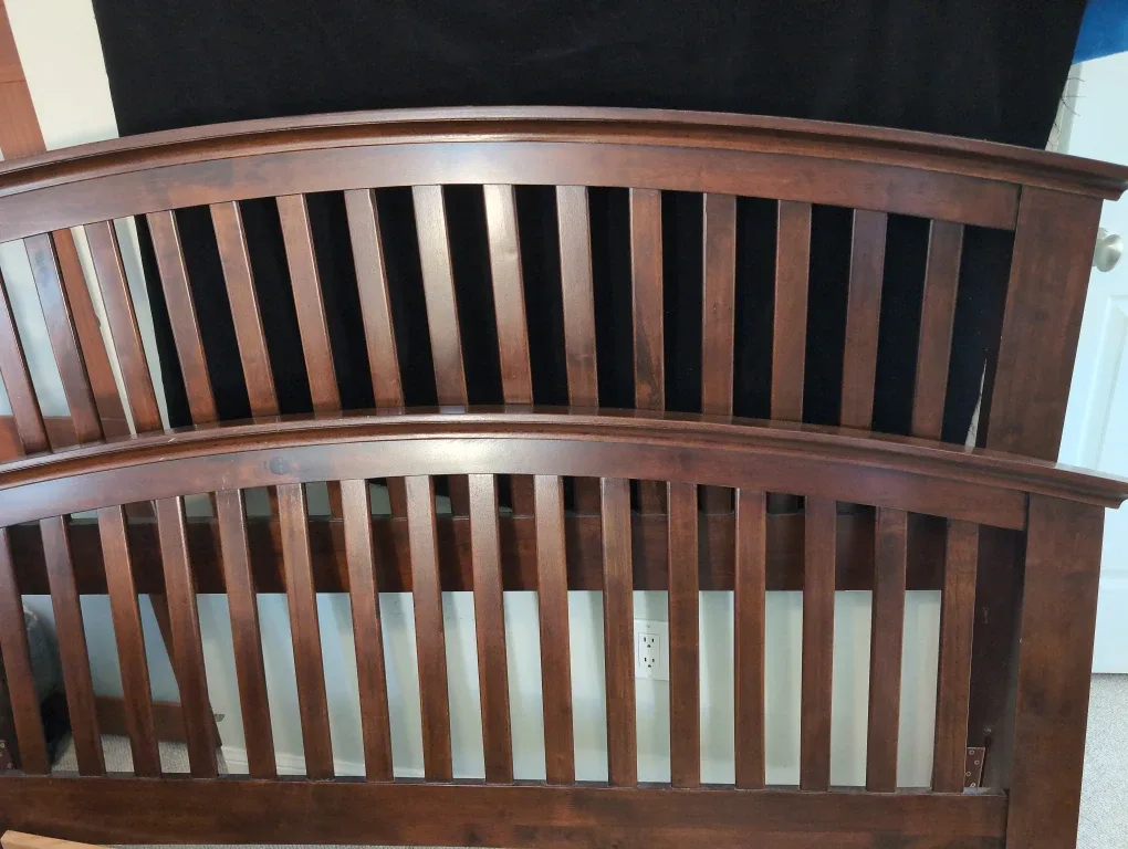 Queen Wooden Bed Frame - Headboard, Footboard & Rails