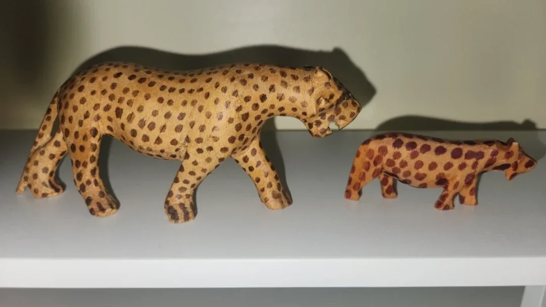 Hand carved wooden animals image indicator(4)