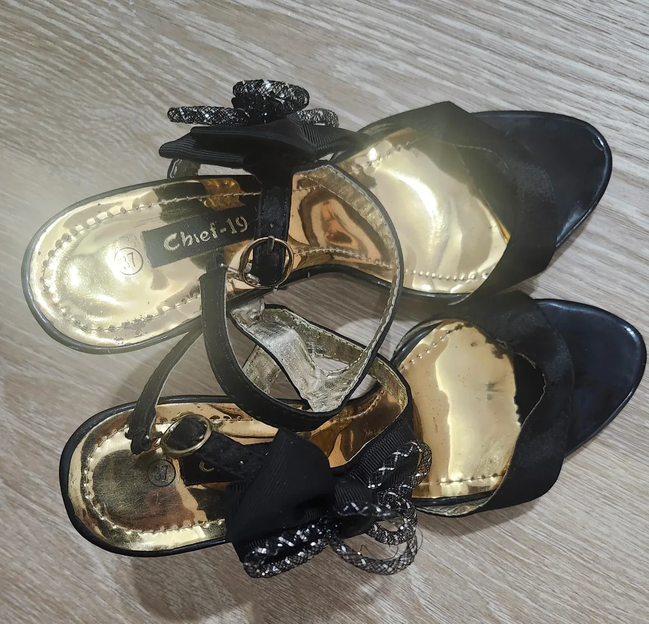 Chief-19 Black Heels - Size 37 [US size 6-6.5]