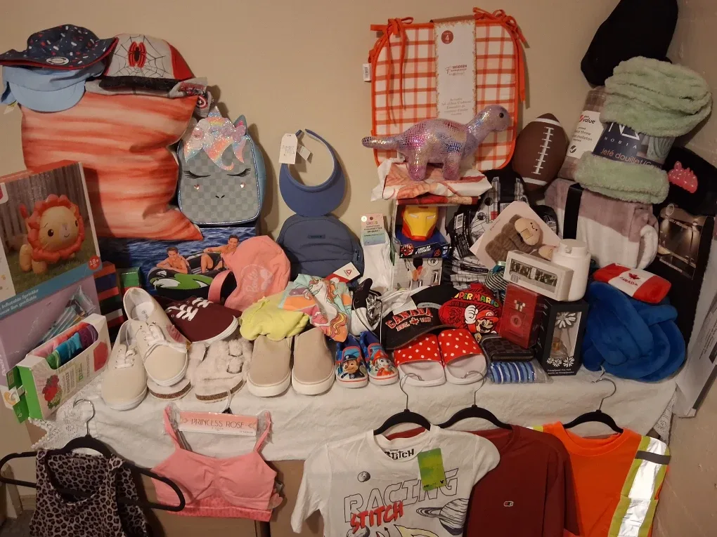 Assorted Kids' Items - Clothing, Toys, Shoes image indicator(4)