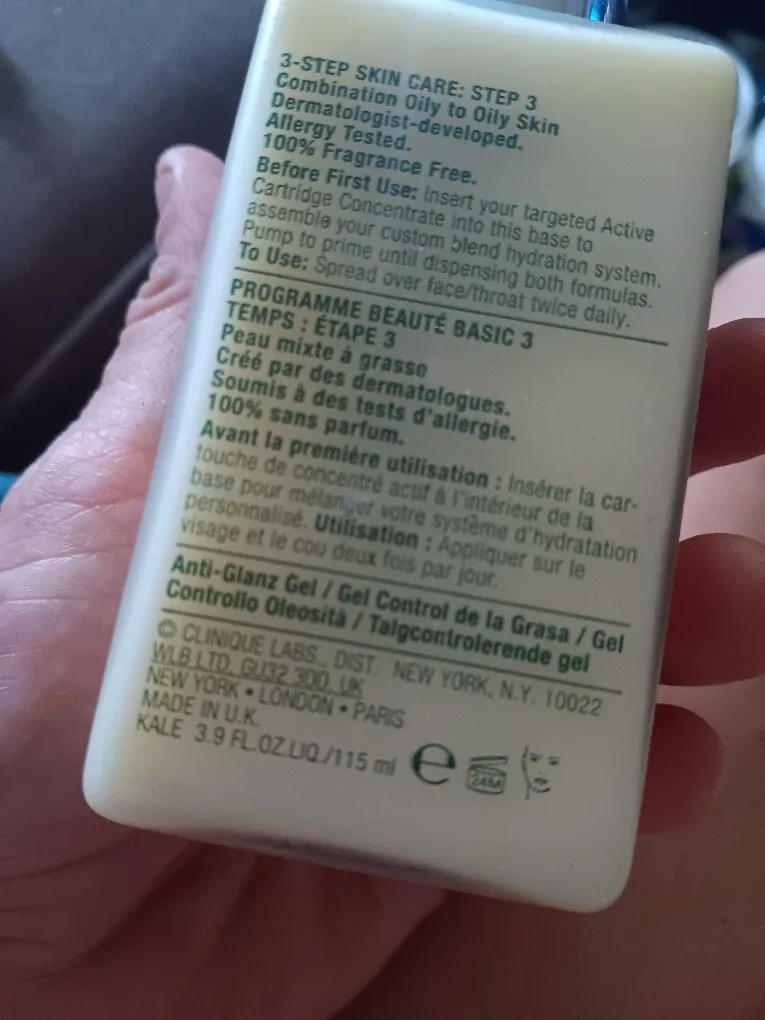 Clinique iD Dramatically Different Oil-Control Gel image indicator(3)