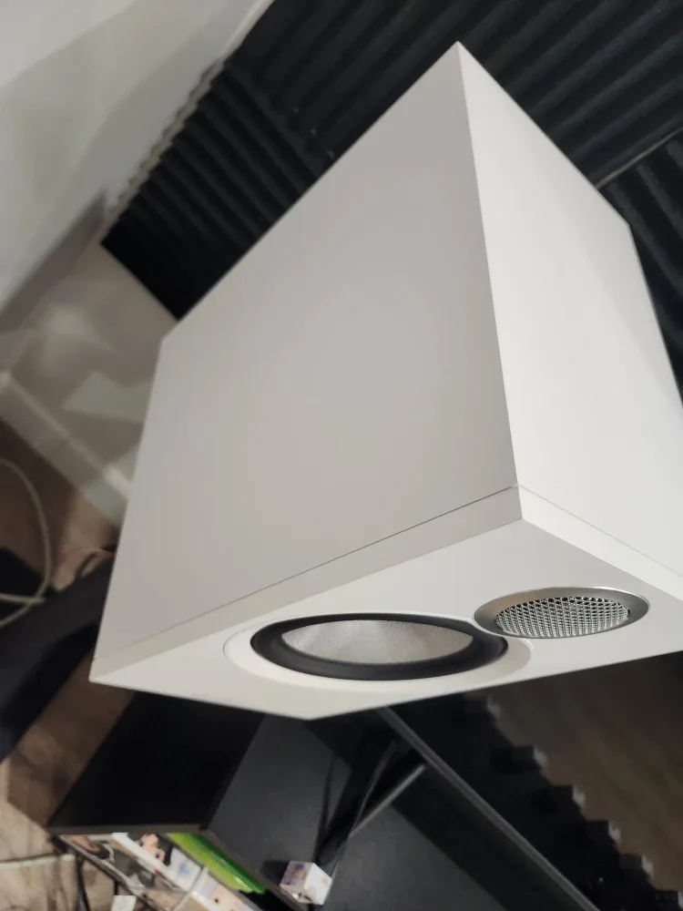 Bowers & Wilkins 606 S3 Bookshelf Speakers + Cambridge Speaker image indicator(5)