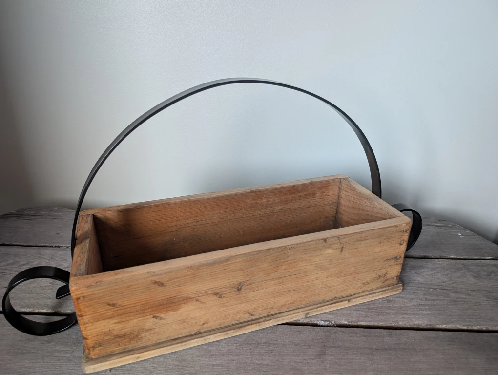 Wooden Box with Metal Handle - photo 2