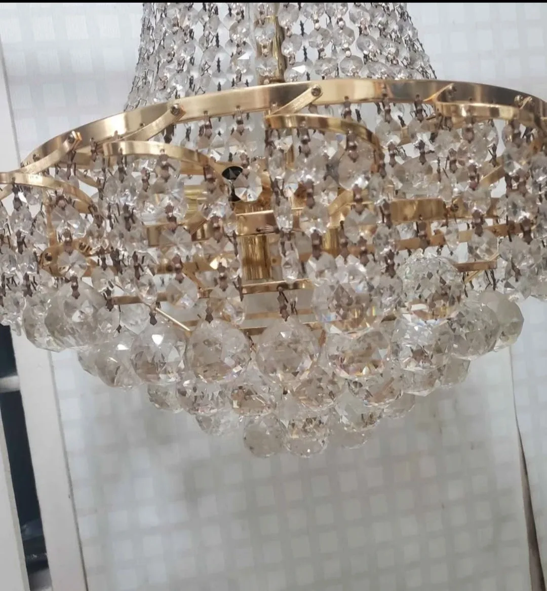 Beautiful vintage 10 light crystal chandelier image indicator(4)