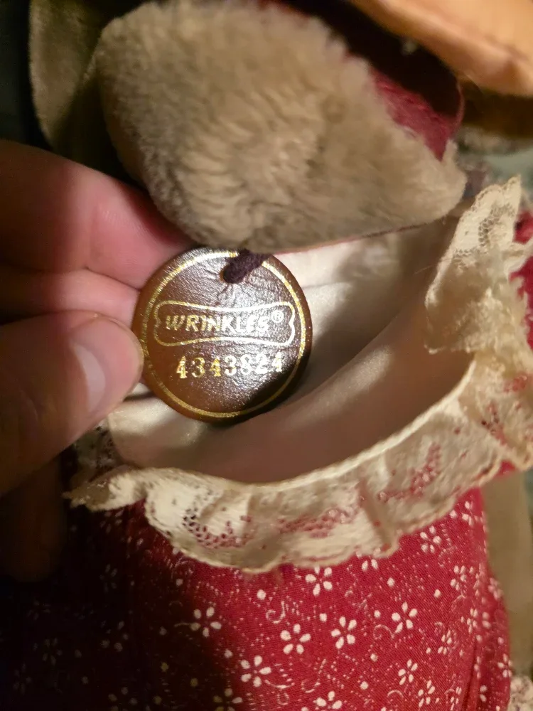 Wrinkles Plush Dog in Dress image indicator(6)