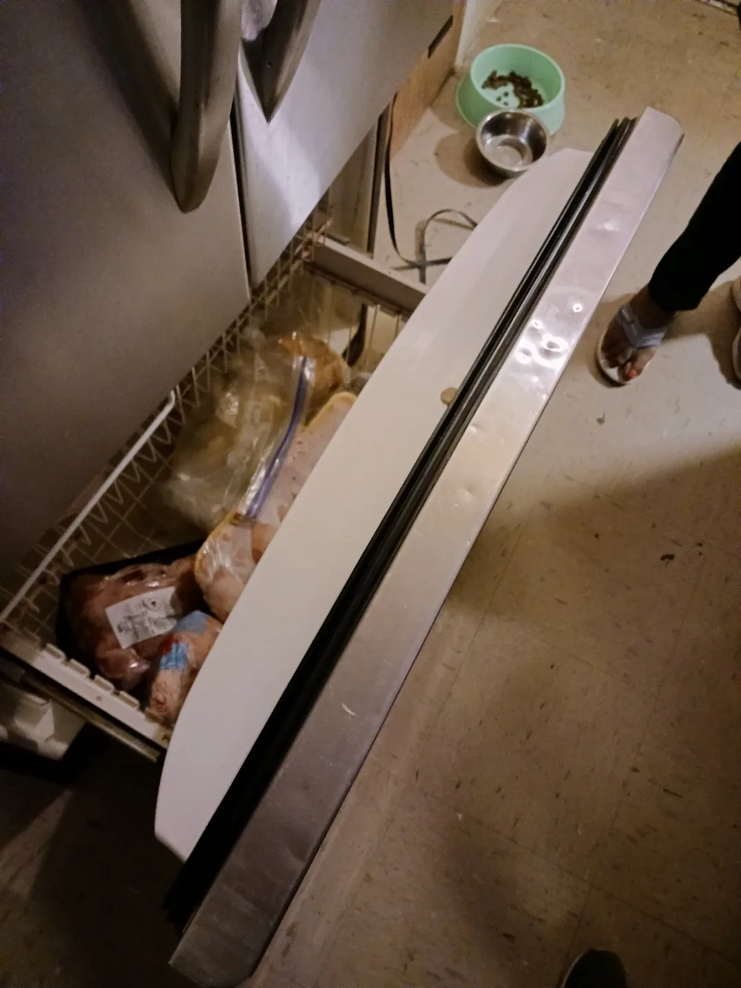 Amana Stainless Steel Fridge – Please Read Description image indicator(7)