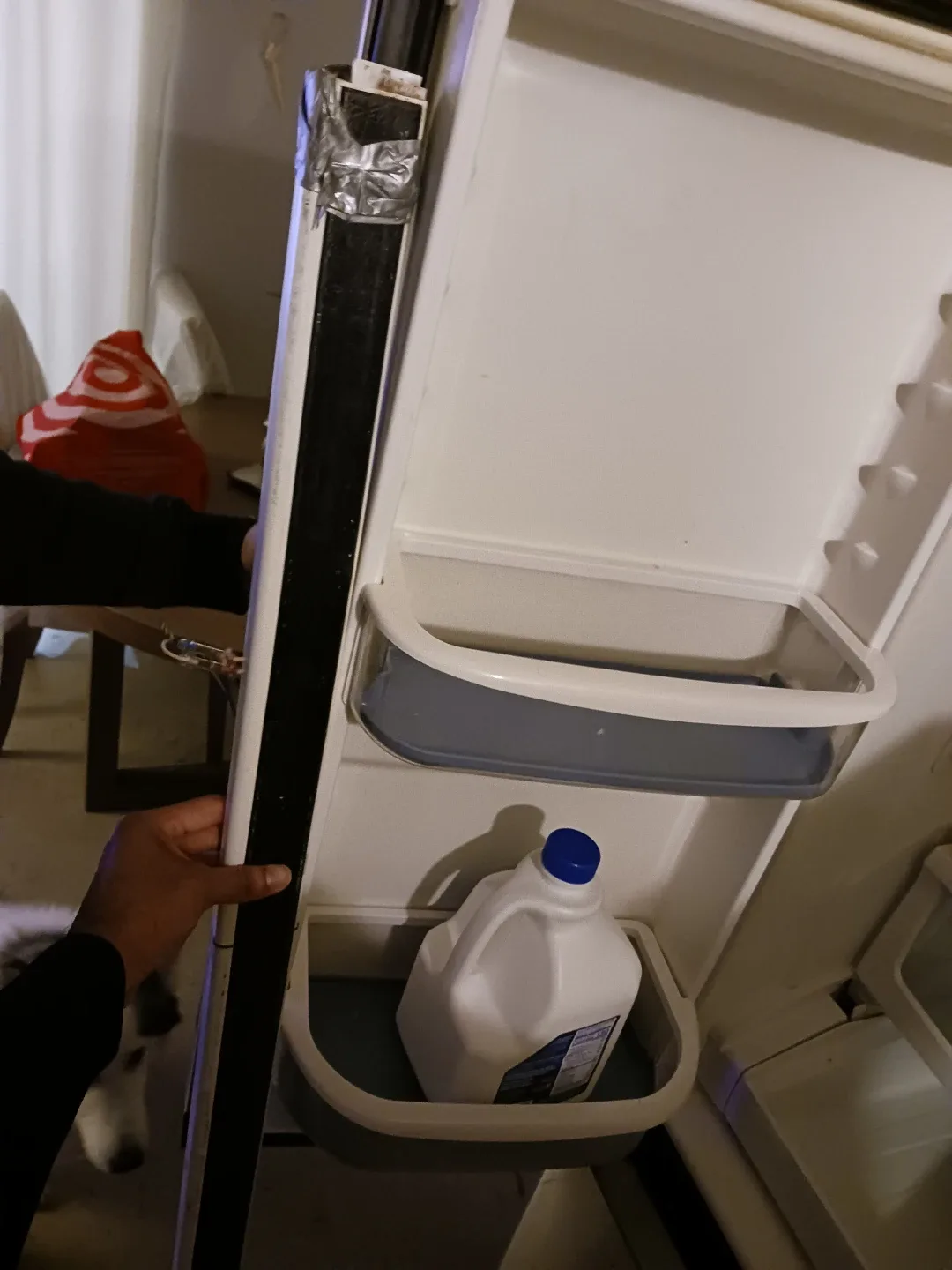 Amana Stainless Steel Fridge – Please Read Description image indicator(8)