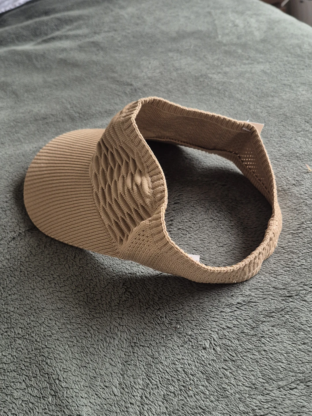 Mega Chen's Knit Visor - Beige - photo 2