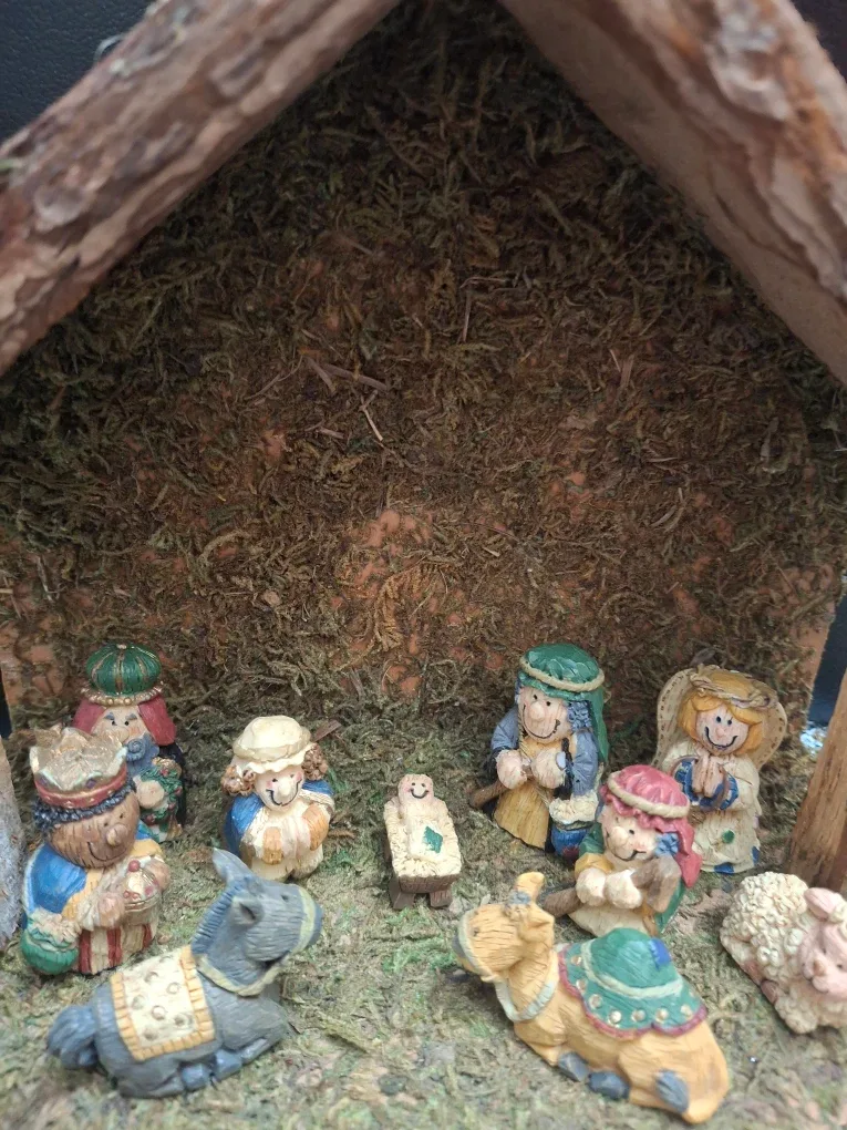 Nativity Scene with Wooden Stable image indicator(2)