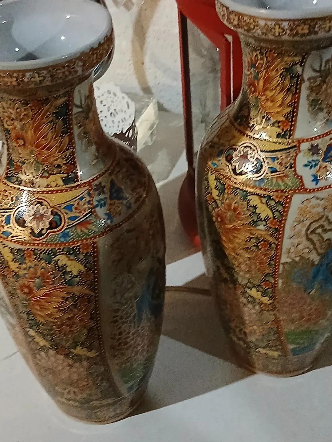 Pair of Decorative Vases image indicator(3)
