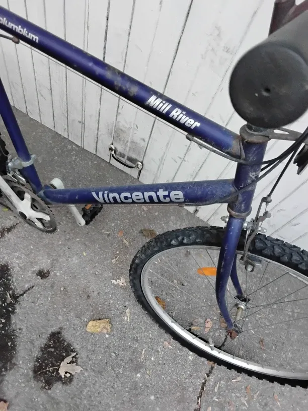 🚵‍♀️ Vincente Mill River Mountain Bike: A Columbium Classic 🚵‍♂️ image indicator(3)
