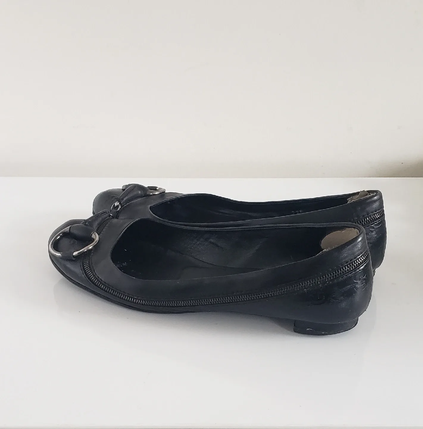 Gucci Black Monogram Leather Ballet Flats w Dustbag image indicator(4)