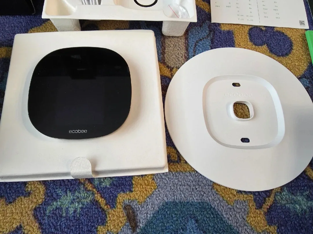 Ecobee3 Lite Smart Thermostat - Like New! image indicator(2)